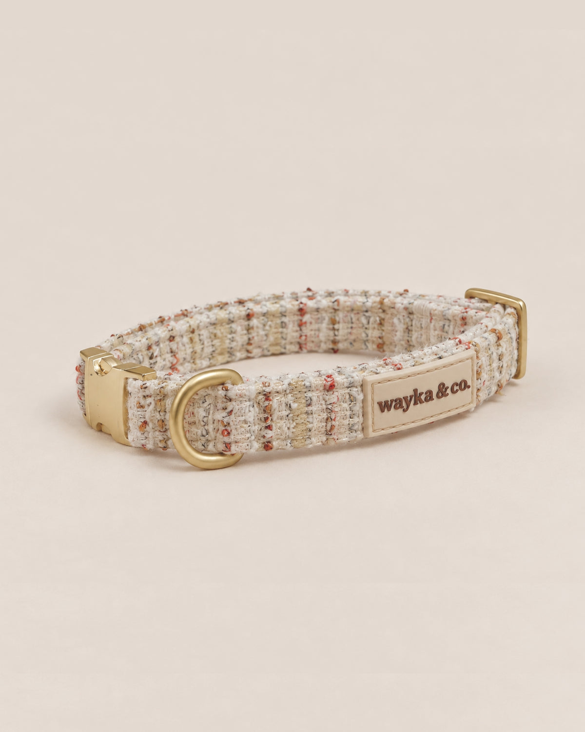 Tweed Collar